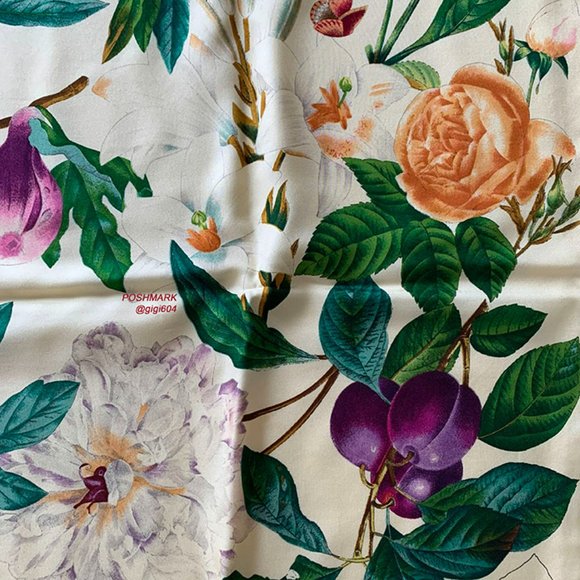 Gucci Silk Scarf Yellow Background ,Roses, Butterflies and Peach design. - Picture 8 of 8